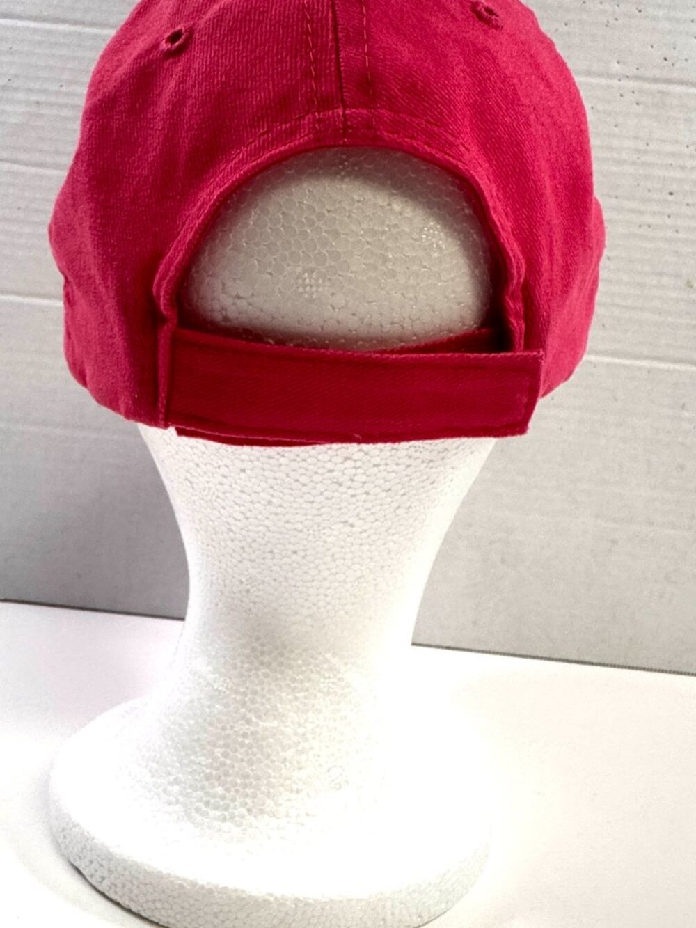 Mercedes Bends Racing Cap Pink - Picture 4 of 8